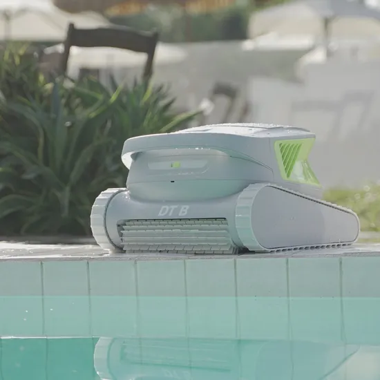 Robot nettoyeur de piscine sans fil, jusqu'à 6 600 gph, 1 614 pi², navigation intelligente de 300 min pour le nettoyage des parois de piscine creusées, de la ligne de flottaison et du sol. Robot aspirateur de piscine